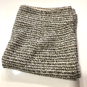Banana Republic size 6 shimmery skirt like new